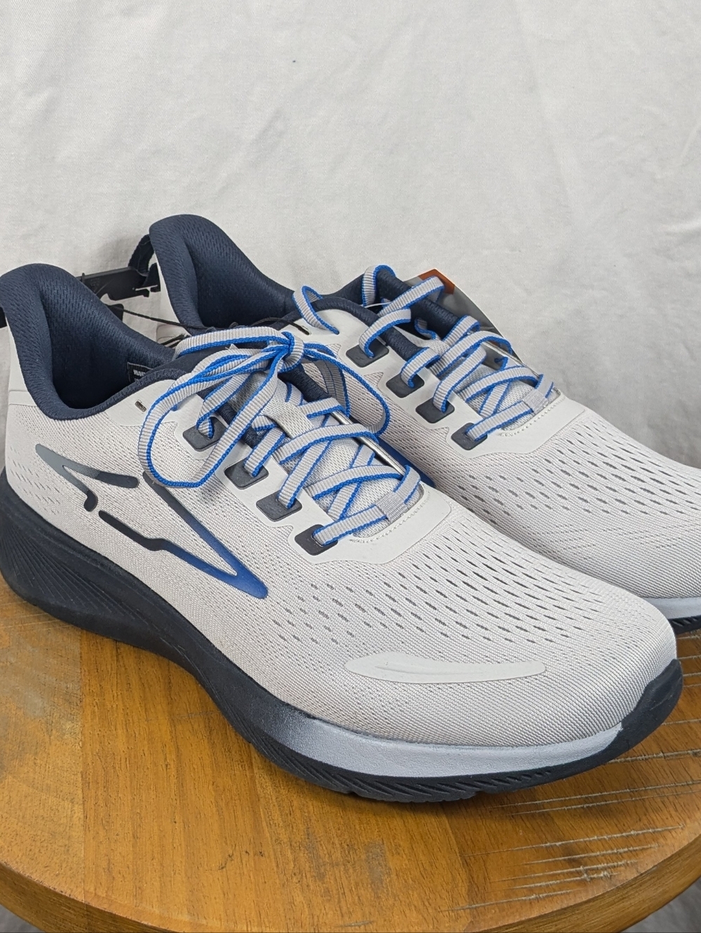 Avia Radspeed Gray Athletic Running Shoes NWT